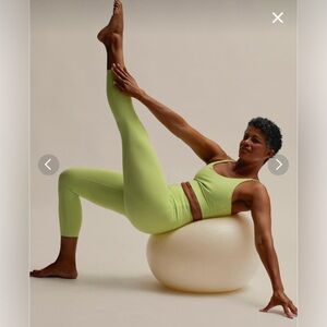 Girlfriend Collective FLOAT Zest Ultralight Legging in citrus lime yoga, Large